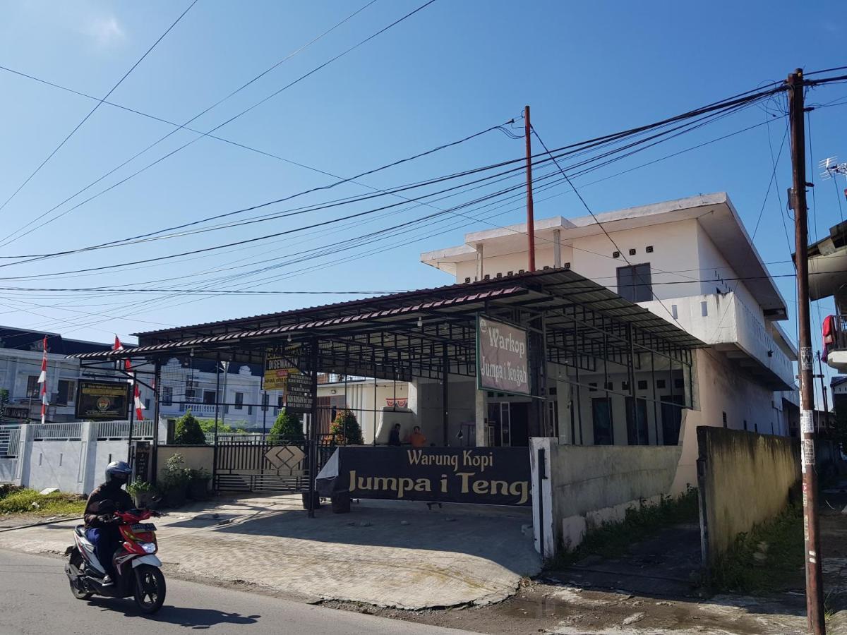 Oyo 93162 Cempaka Syariah Hotell Medan Exteriör bild