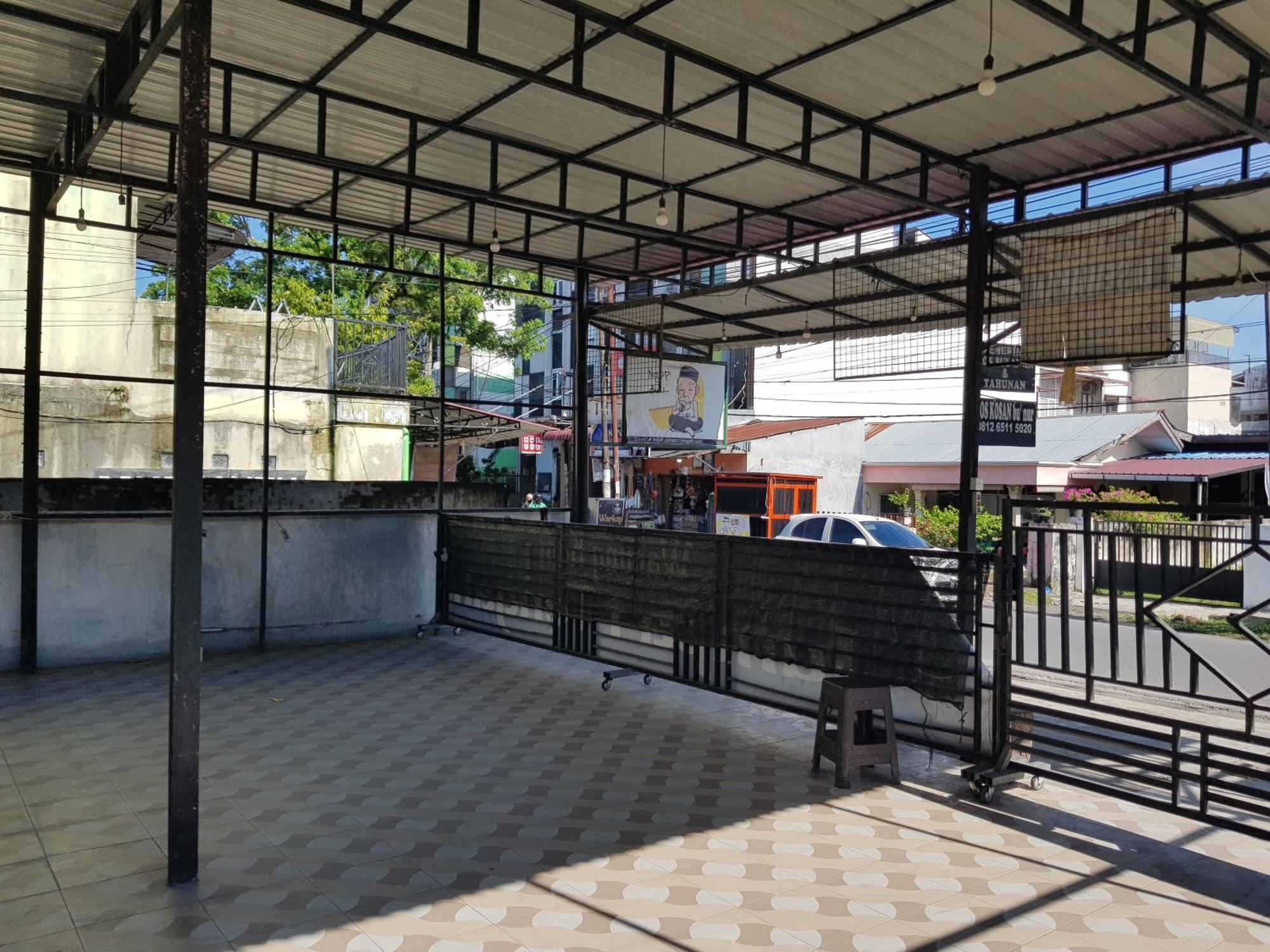 Oyo 93162 Cempaka Syariah Hotell Medan Exteriör bild