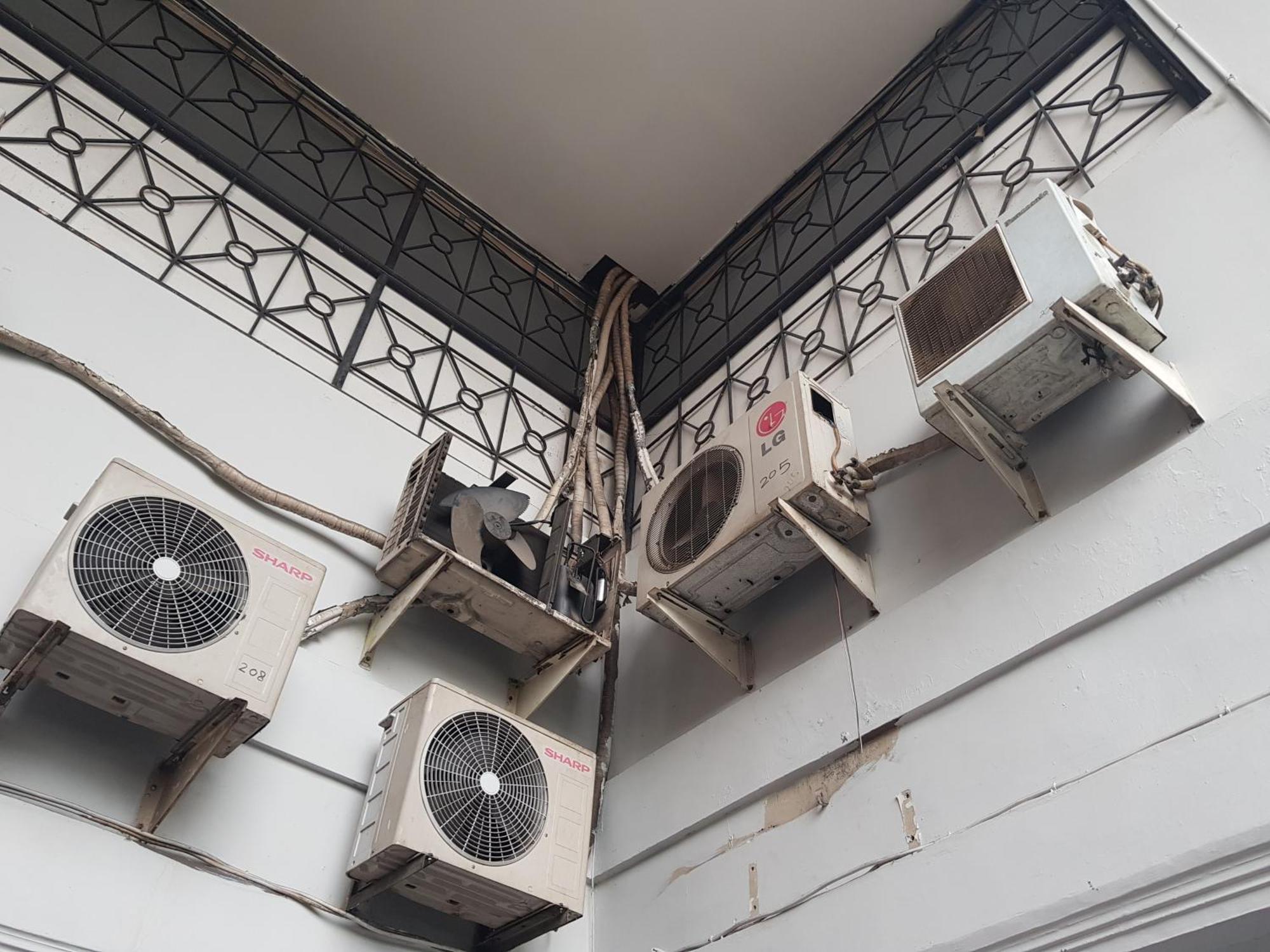 Oyo 93162 Cempaka Syariah Hotell Medan Exteriör bild
